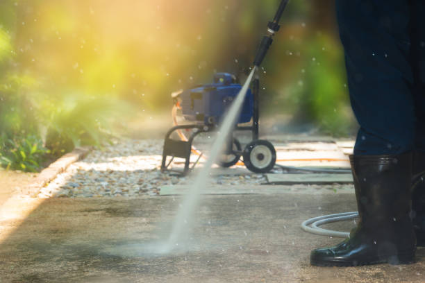Best Sidewalk and Walkway Cleaning  in Emeryville, CA